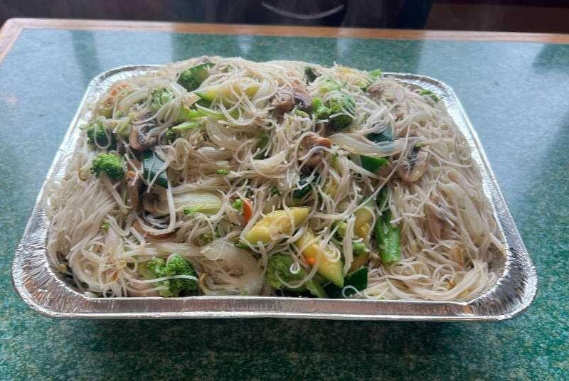 VEGETABLE CHOW MEI FUN